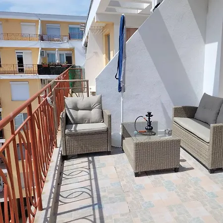 Appartement Апартамент С Гледка Към Морето *